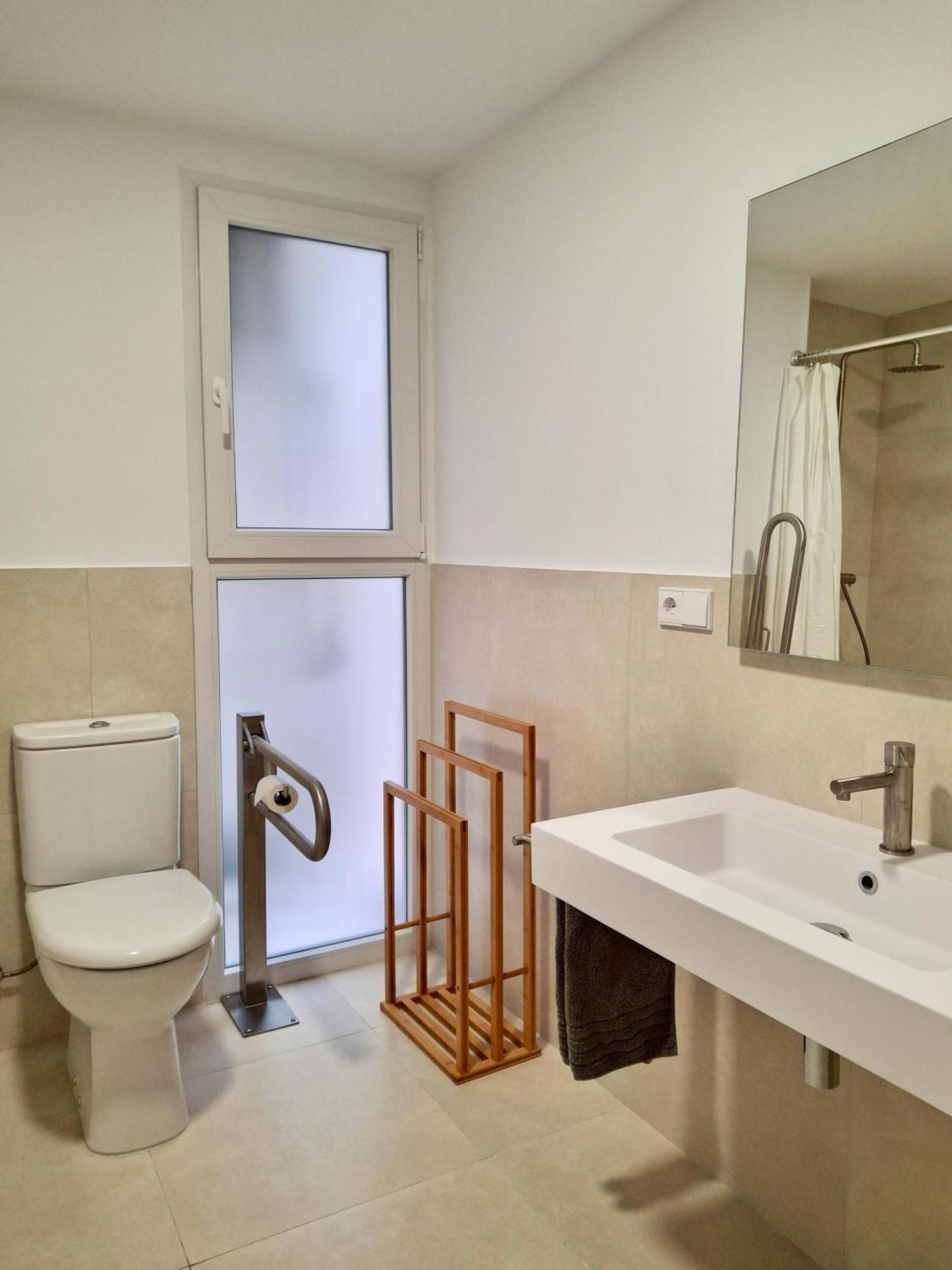 Bonito Apartamento De 2 Habitaciones Cerca De La Estacion Joaquin Sorolla Валенсия Экстерьер фото